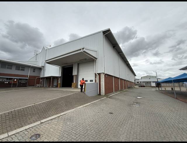 3,450M² WAREHOUSE TO LET IN EPPING INDUSTRIAL